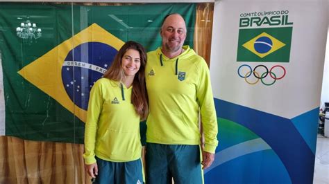 Medalhista olímpico da vela, Bruno Prada é técnico da filha Gi